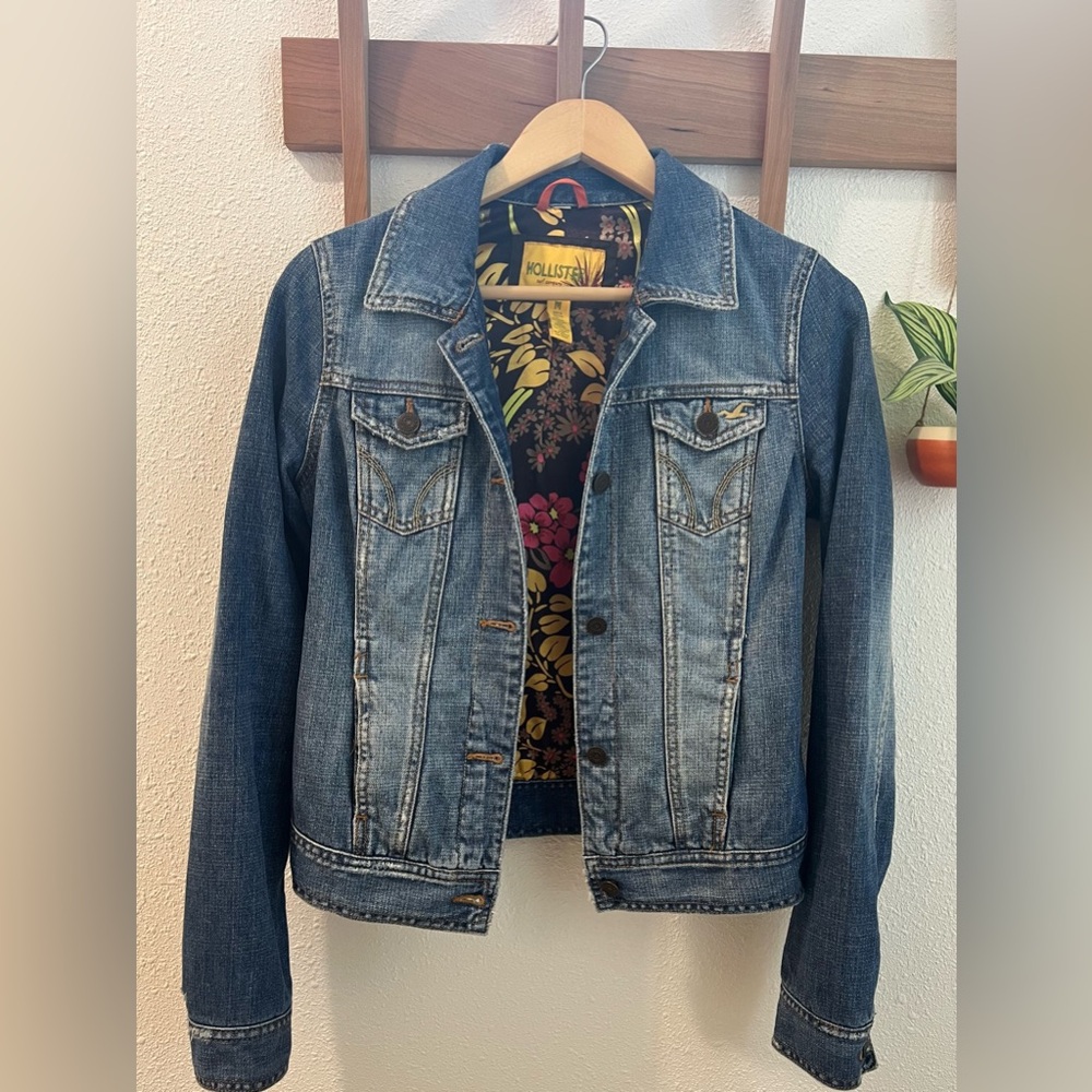 Hollister Denim Jacket. Distressed. With colorful fun silky fabric lining!